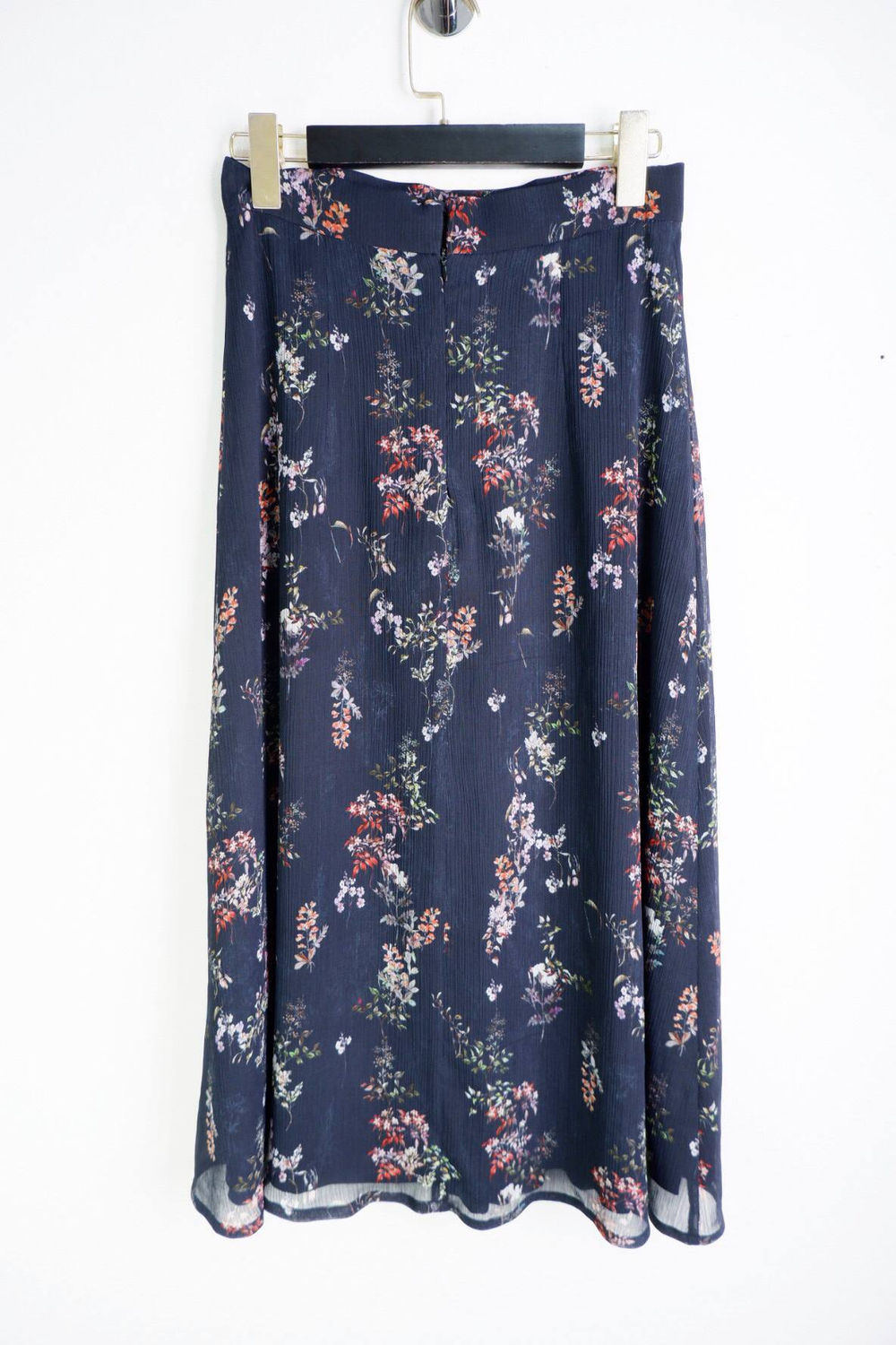 Юбка шелковая, маркировка S, визуально 44 размер