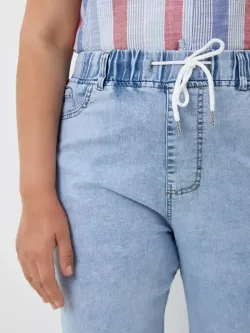 Джинсы на резинке