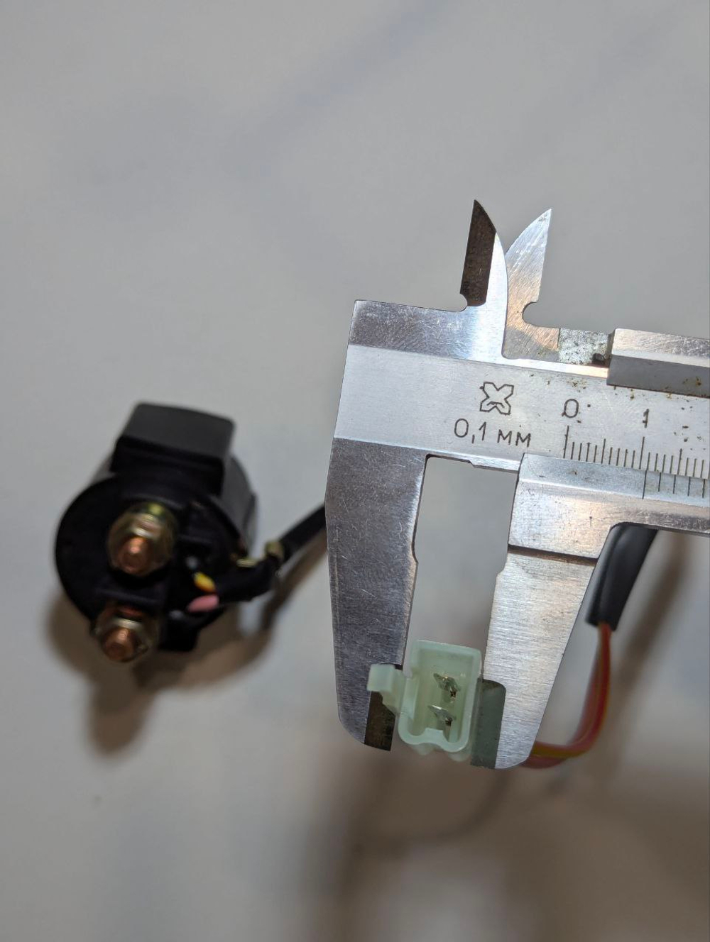 Универсальное реле стартера 12V с фишкой подключения для мотоциклов, скутеров и питбайков