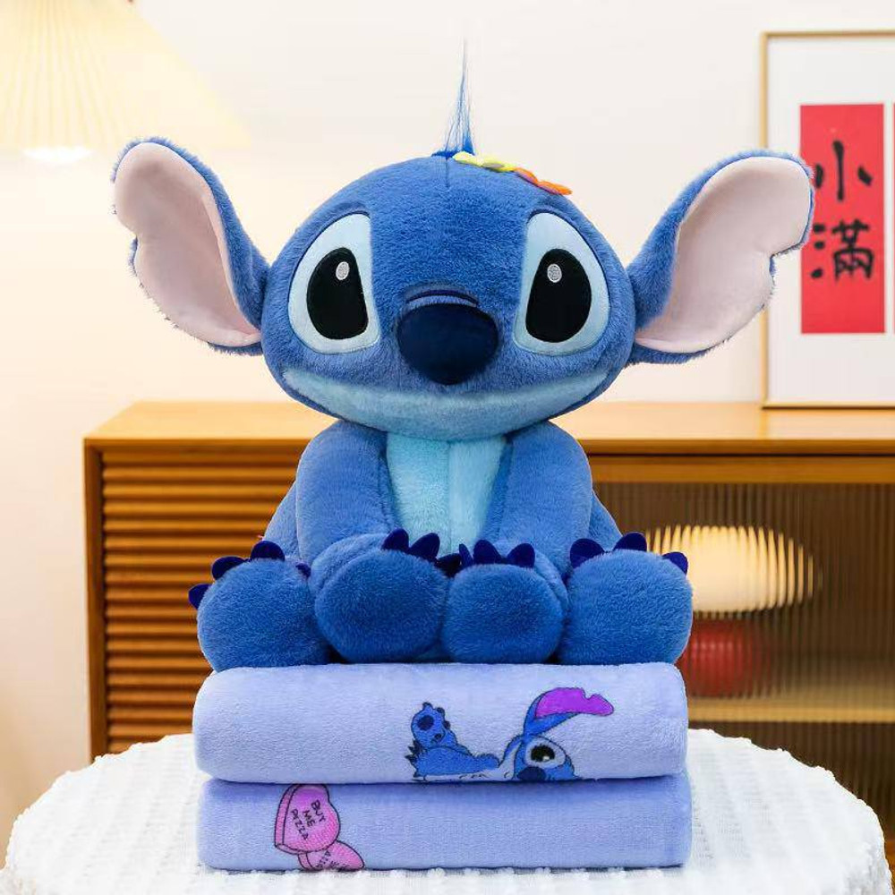 Мягкая игрушка с пледом