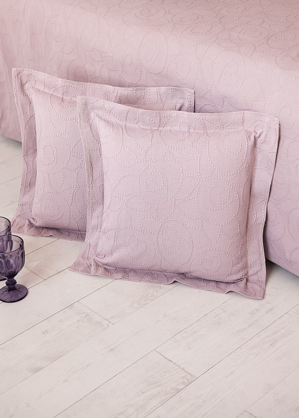 Наволочка декоративная 47х47 Luxberry Jane лаванда Португалия