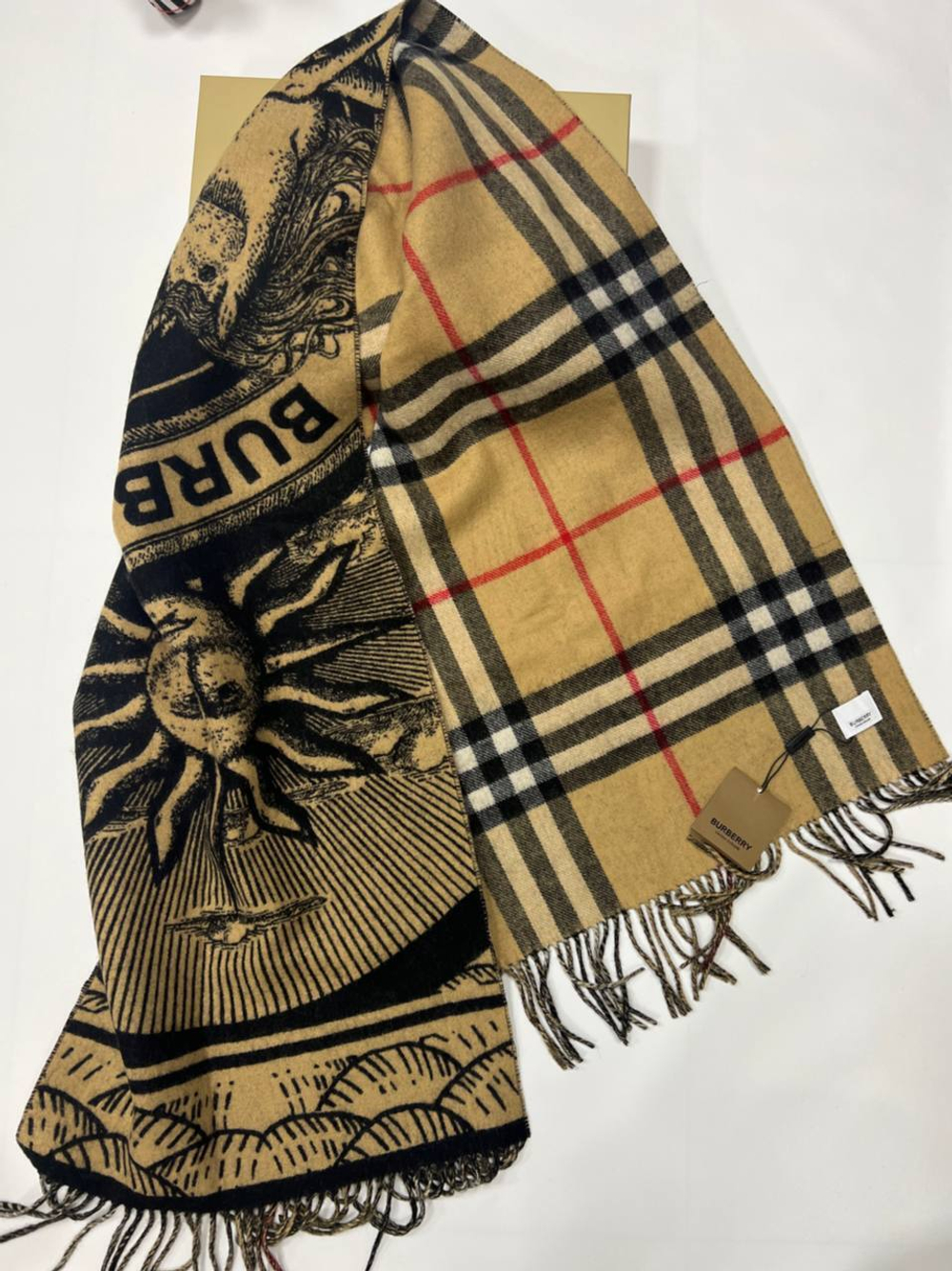 Шарф Burberry