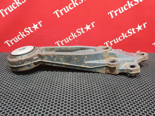 Кронштейн торсиона кабины правый