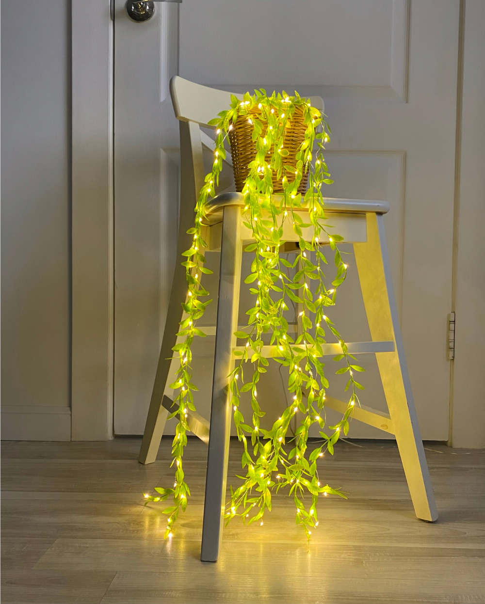 Гирлянда-штора Лоза с росой