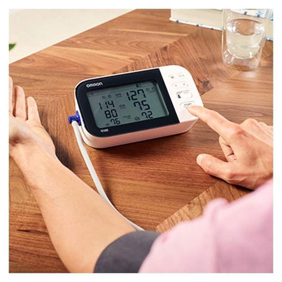 Тонометр Omron автоматический на плечо M7 Intell IT, манжета Intelli Wrap 22-42 см, AFIB, подключения к смартфону, HEM-7361T-EBK