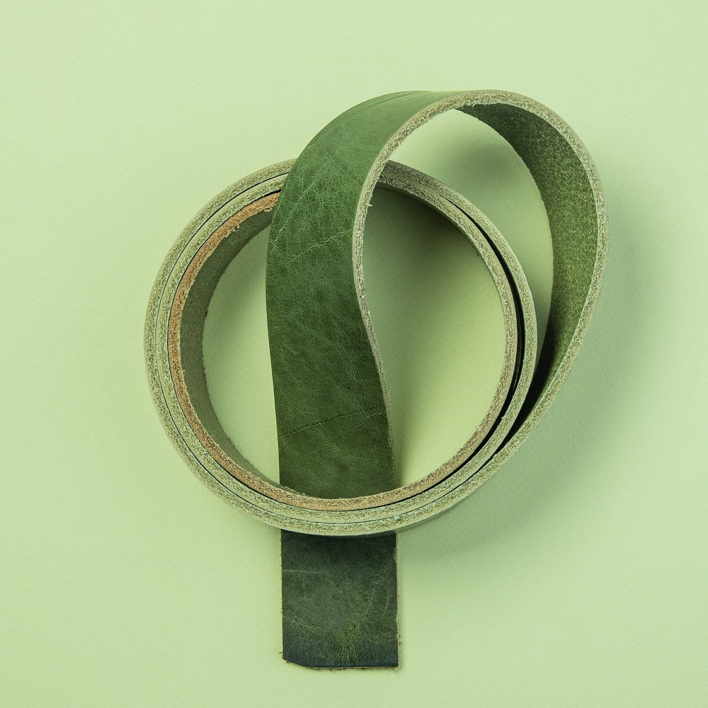 Ременная заготовка Миссури МС43 цв. Зеленый, толщ. 3,3-3,5 мм