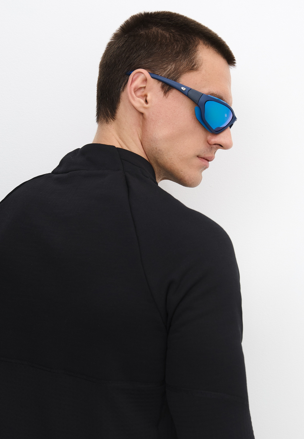 Спортивные очки GOG Mese / Matt Navy Blue / Polarized White-Blue Lens