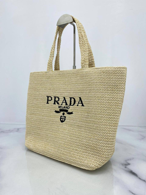Сумка Prada