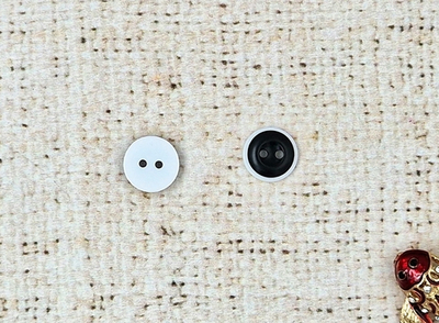 Пуговица костюмная, d 1,2 см