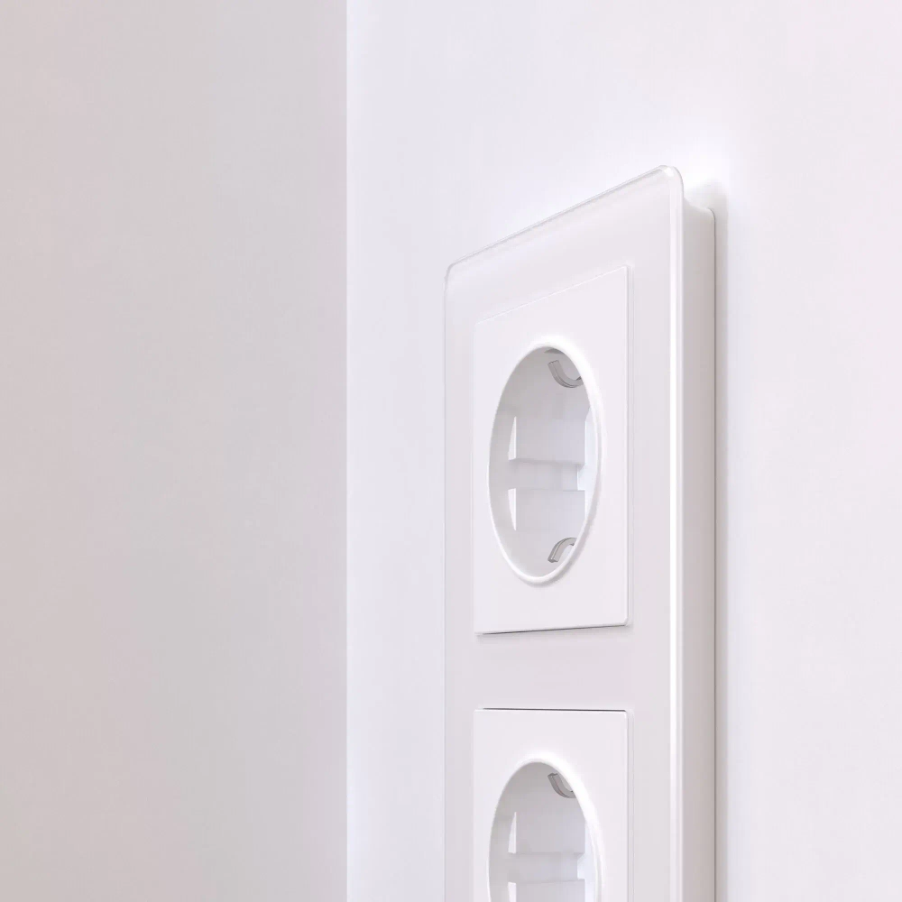 Рамка на 3 поста Acrylic (белый) W0032701