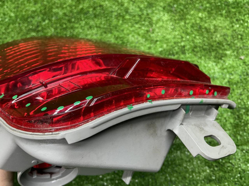 ПТФ левый Toyota Land Cruiser 200 (2015-2021)