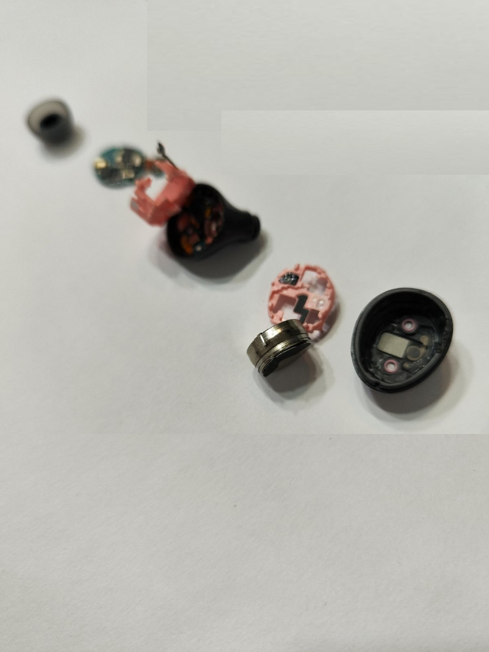 Замена аккумулятора наушников Samsung Galaxy Buds 2