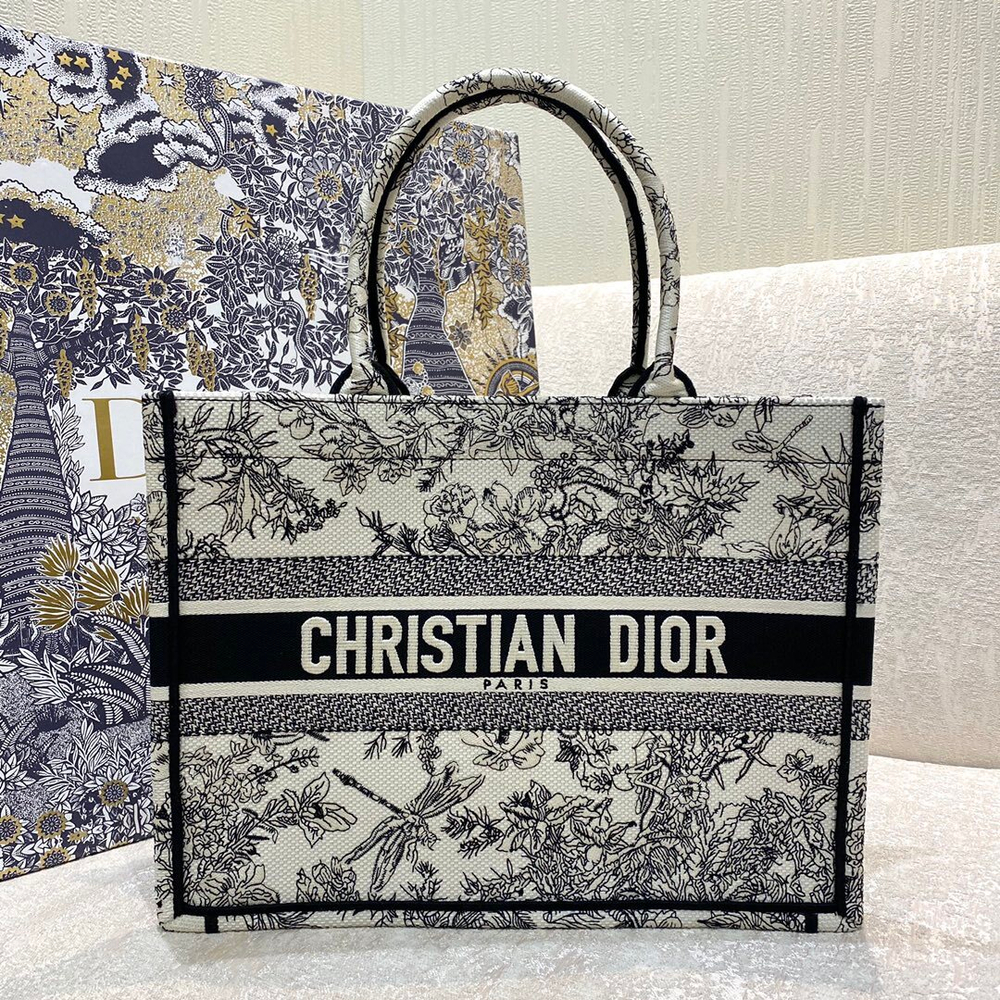 Christian Dior Book Tote 36 cm