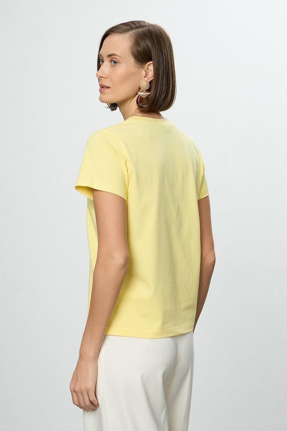 Футболка прямая насыщенный лимонный