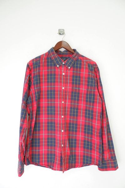 Распродажа брендовых мужских рубашек в секонд-хенде: ТОП фасонов, цветов, тканей