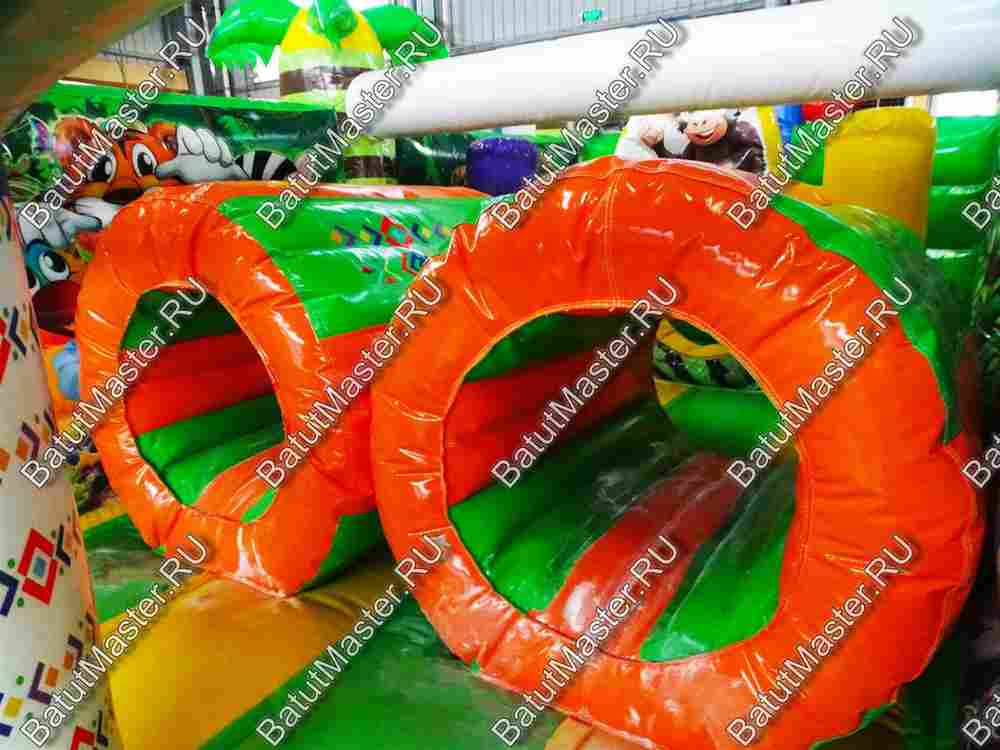 Надувной батут "Джунглимания" 4,5*3*2 м