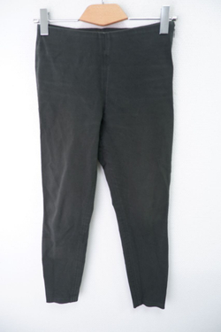 Брюки Uniqlo базовые 44 размер