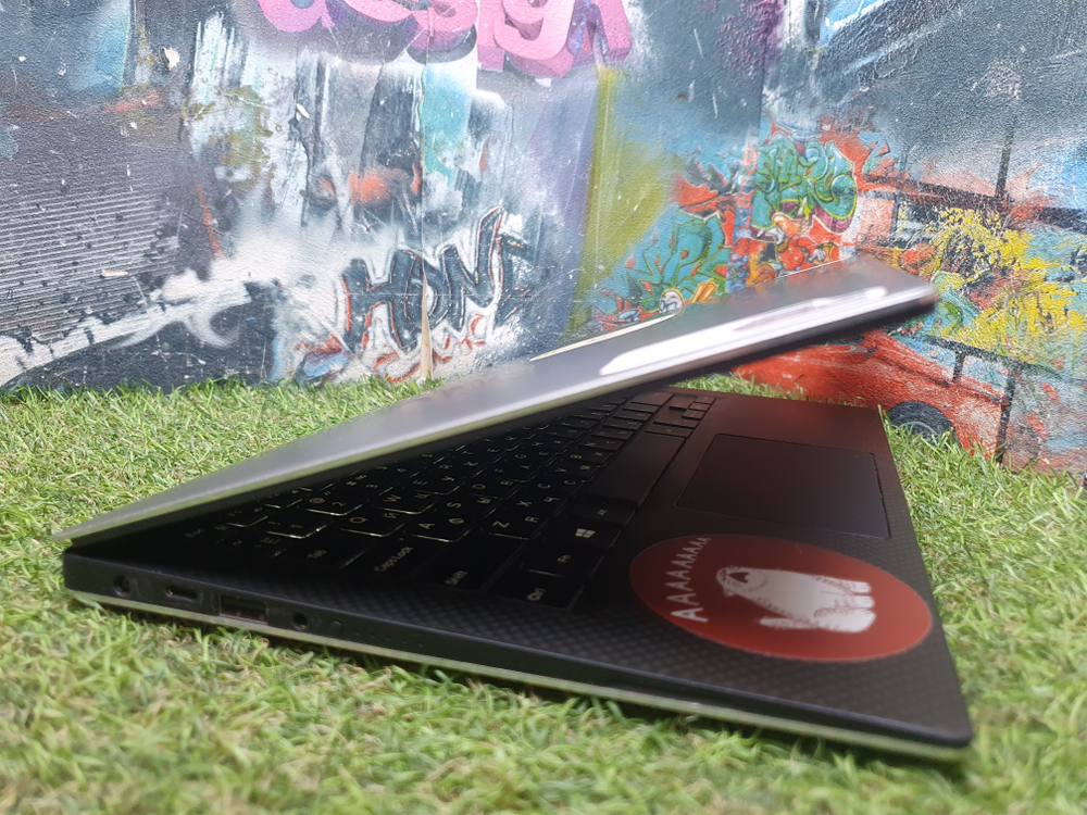 Ультрабук Dell i5-8/8Gb/FHD/XPS 13 9360