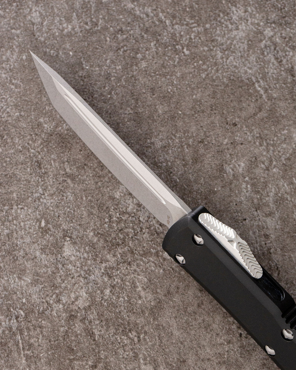 Автоматический складной нож SteelBro Ultra T/E Stonewash Tanto VG10 123-10 (черный)
