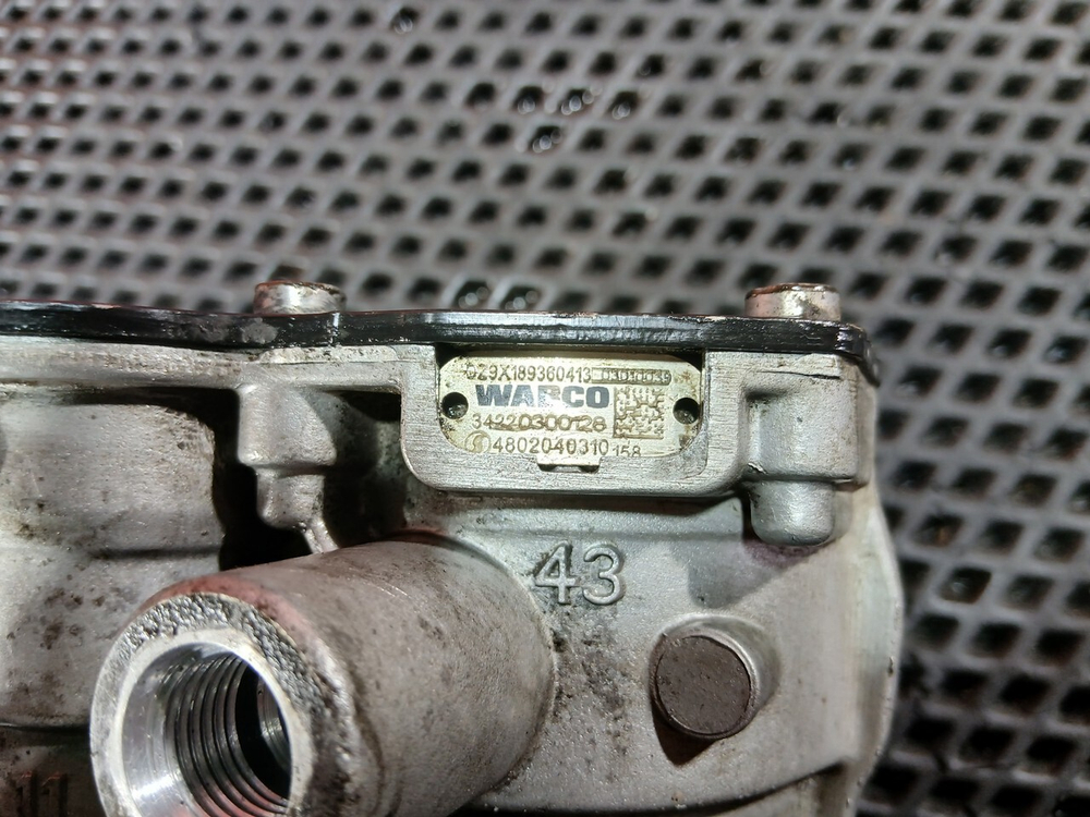 Кран управления тормозами прицепа 2022г.