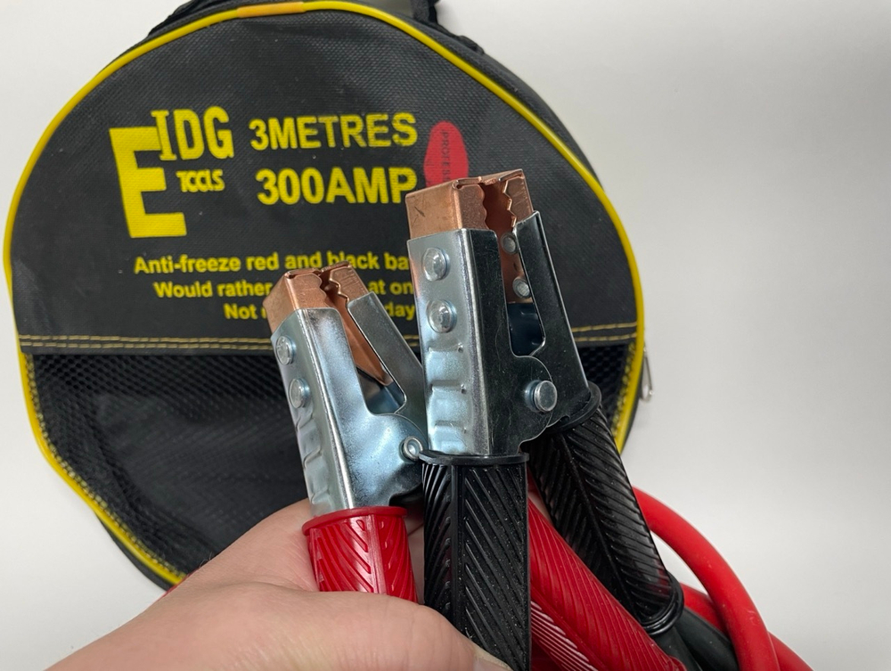 Провода (300А, 2.4 метра) пусковые, прикуривания в сумке, утолщённая жила, морозостойкие, медные, энергия (2 шт. / комплект)