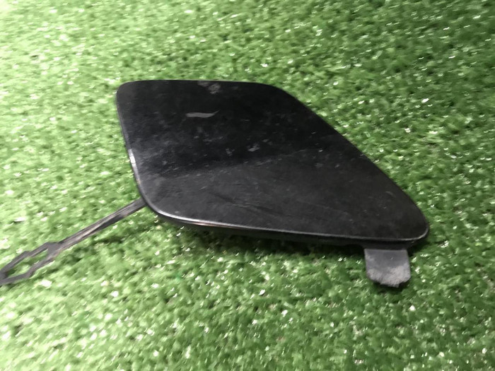 Заглушка буксировочного крюка BMW X5 G05 (18-23)