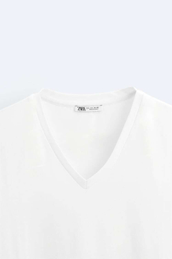 ZARA БАЗОВАЯ ФУТБОЛКА С V-ОБРАЗНЫМ ВЫРЕЗОМ, БЕЛЫЙ