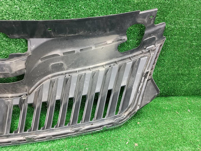 Решетка радиатора Skoda Rapid 1 (2012-2020)