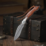 Складной туристический нож TRIVISA Lepus-01/P клинок 110 Layers Damascus рукоять титан и железное дерево (коричневый)