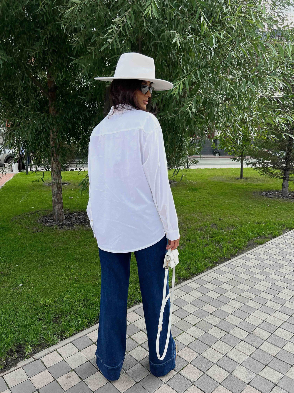 Джинсы с отворотами