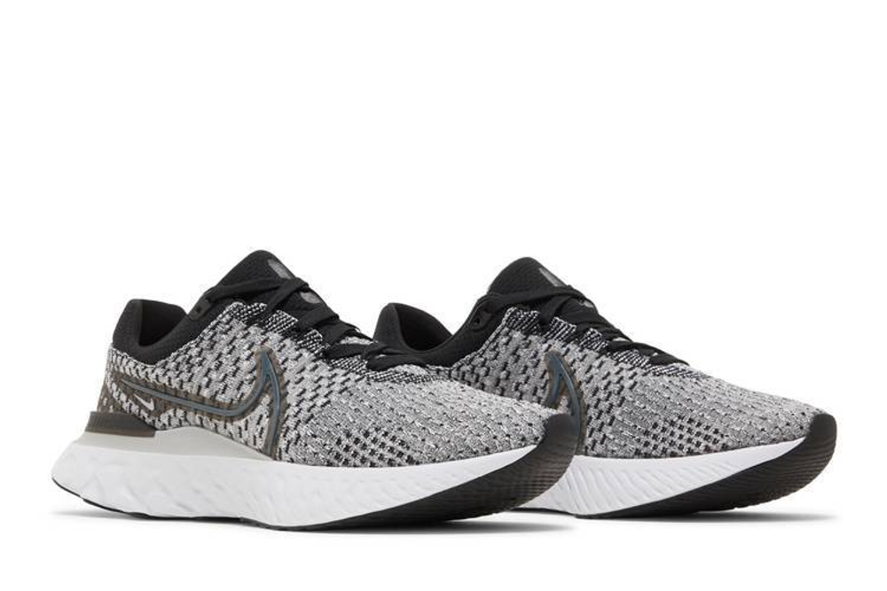 Кроссовки Nike React Infinity Run Flyknit 3
