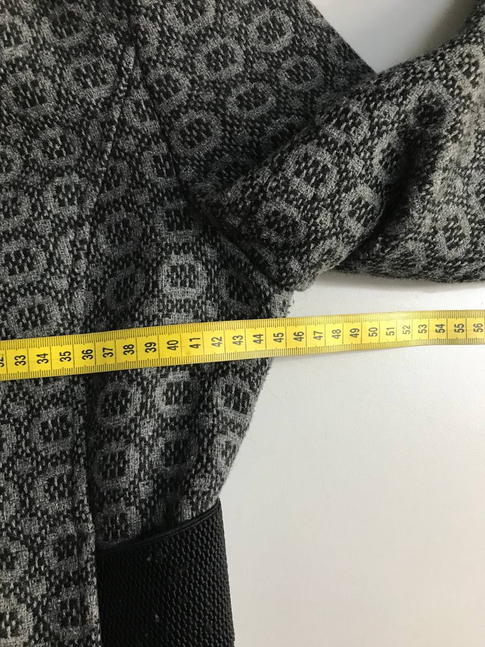 Пальто Acasta теплое, визуально на 46 размер