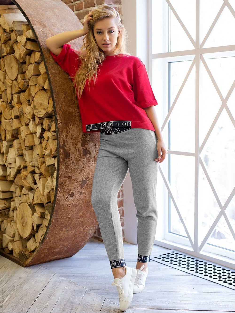 Женская футболка свободного силуэта (Размер: L) (Цвет: красный)