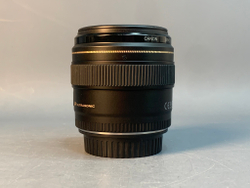 Canon EF 85mm 1.8 USM