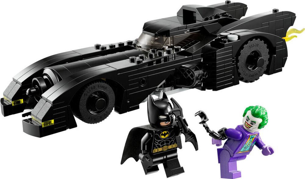 Конструктор LEGO DC Batman 76224 Бэтмобиль: Погоня Бэтмена за Джокером