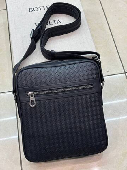Сумка-мессенджер Bottega Veneta
