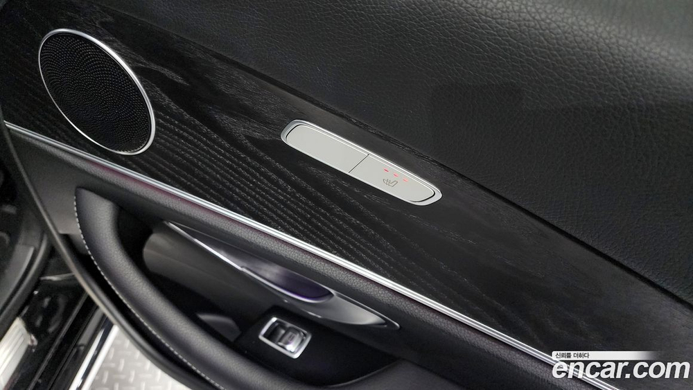 Mercedes-Benz E-Class W213 E220d Avangarde (10.2019)