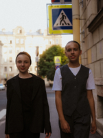 Жилет классический графитового цвета unisex