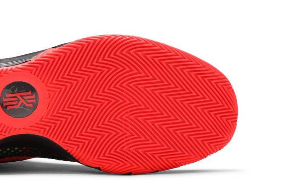 Kyrie 1 white red top