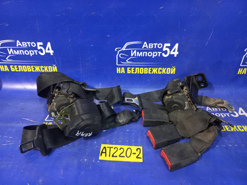 Ремни безопасности задние TOYOTA AVENSIS 2000