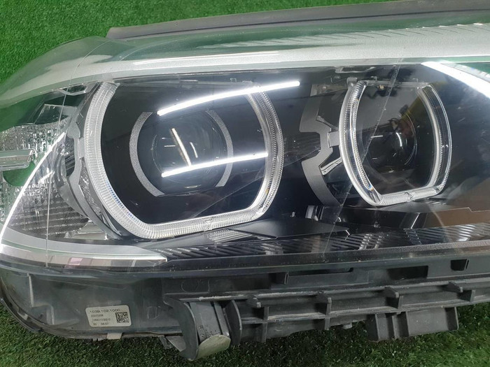 Фара правая BMW 5er G30 (2017-2020) LED