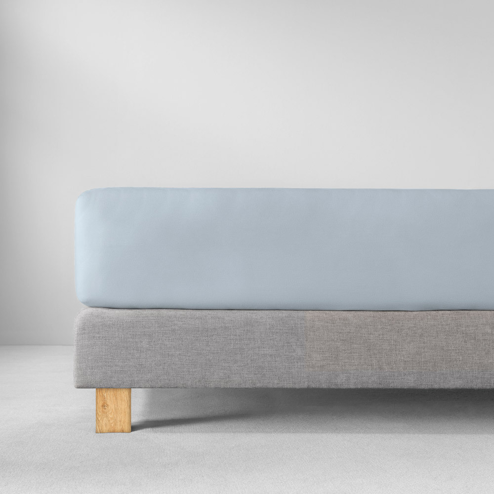 Простыня на резинке 200x200 Estella 615 wolke голубая