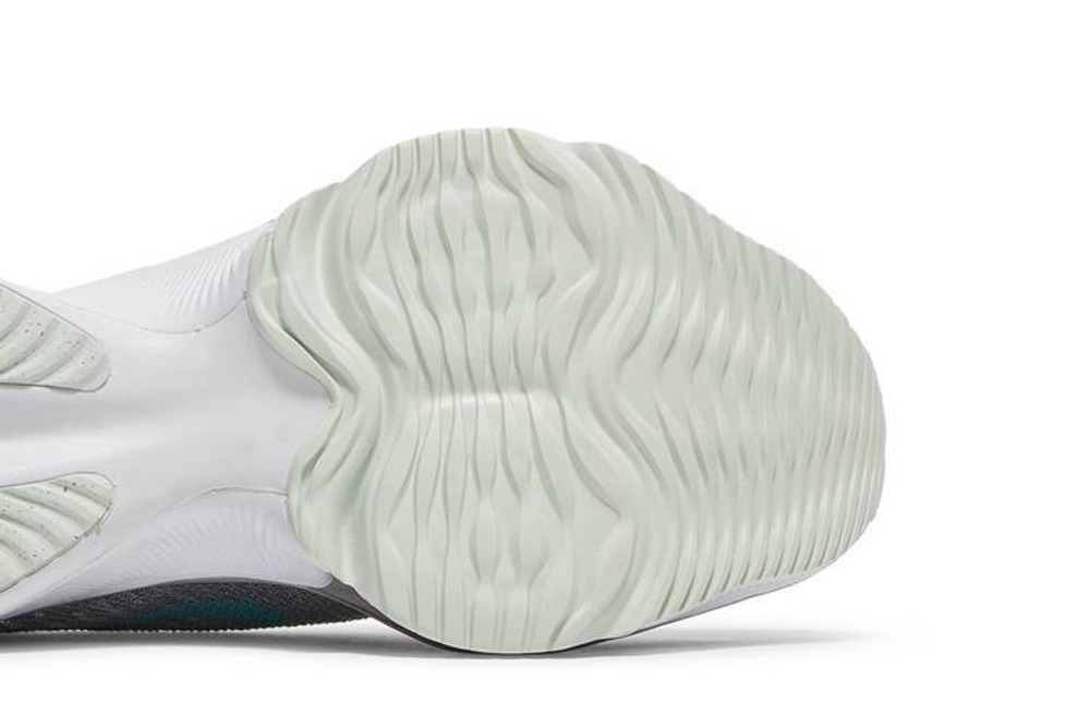 Кроссовки Nike Air Zoom Tempo Next