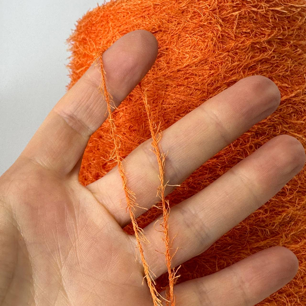 DREAMER - Luxury Production by Ri.Go; 50% меринос, 50% шёлк; 700м/100гр; Травка; col. 80393, цвет: мандаринй