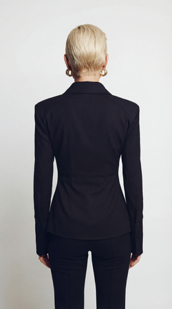 Рубашка трикотажная с акцентными плечами