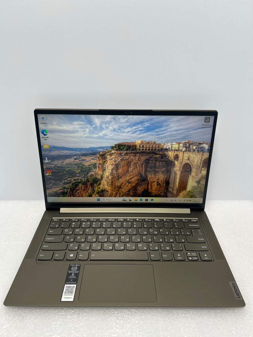 Ноутбук Lenovo Yoga Slim7 14ITL05 82A3004QRU 14"/Intel Core i7 1165G7/RAM16GB DDR4/1TB SSD/Intel Iris Xe graphics/1920х1080/IPS/Windows 11/Подсветка: LED/Цвет: темно-зеленый. Состояние: C1