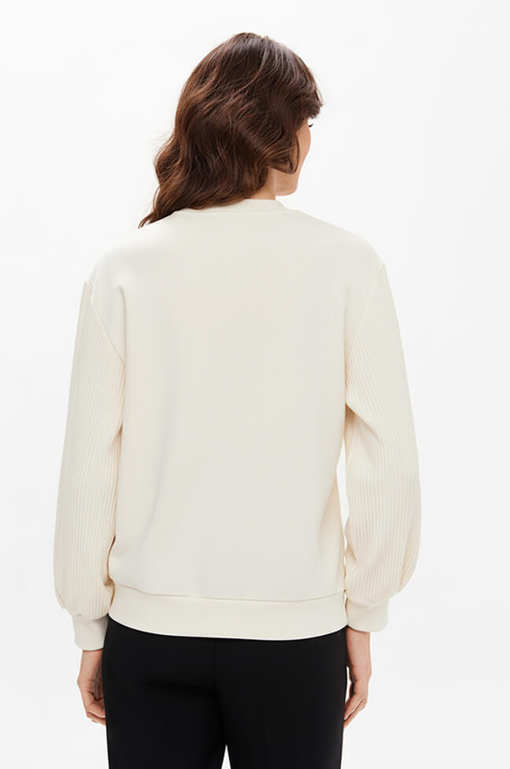 23401 Свитшот женский (молочный)