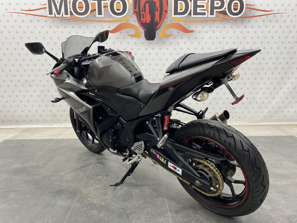 Yamaha YZF-R25 , 2017