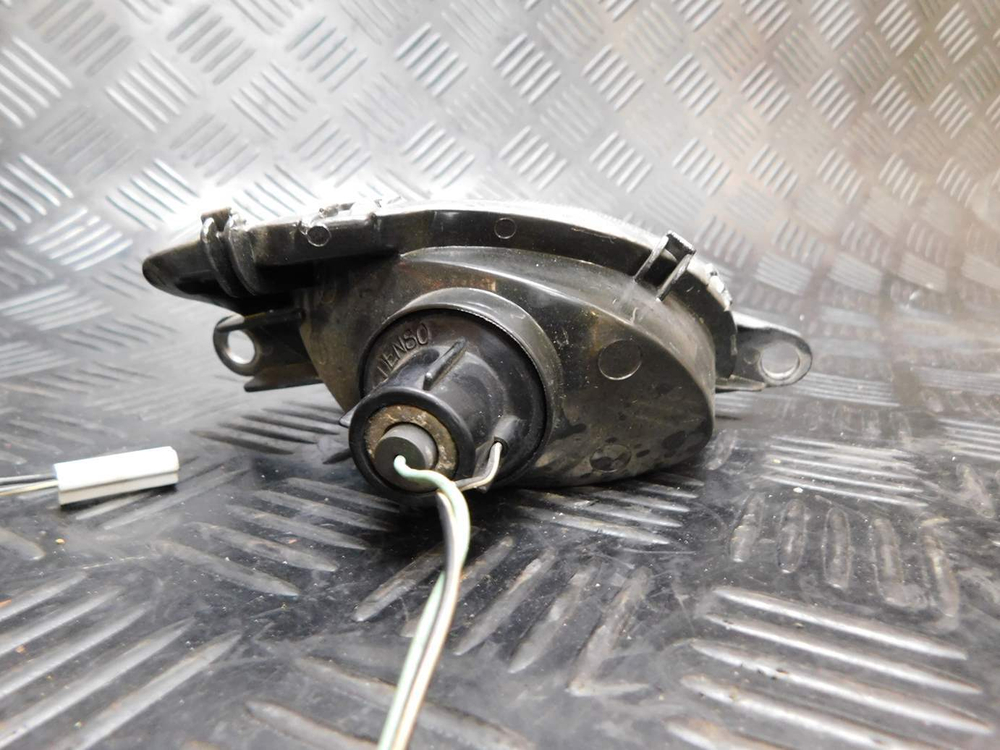 Поворотники передние Suzuki GSX1300R Hayabusa 99-2007
