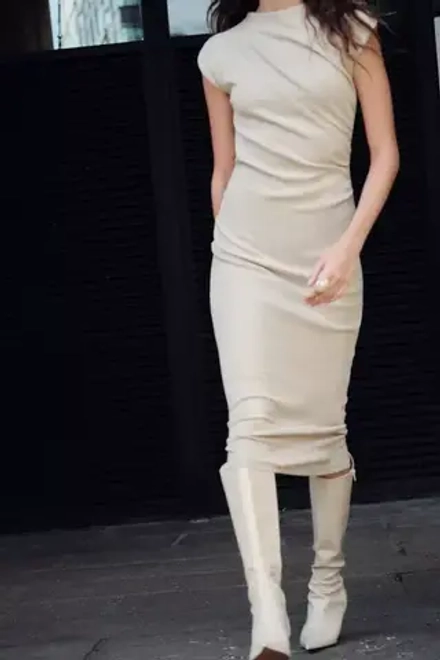 ZARA ПЛАТЬЕ МИДИ СО СБОРКОЙ, ПЕСОЧНЫЙ